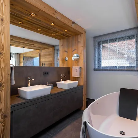 Luxury Chalet Orus *