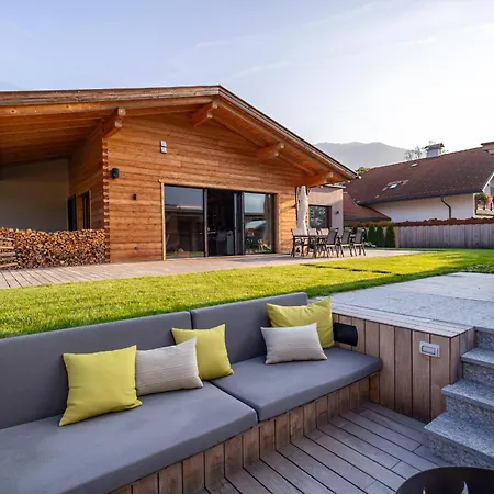Orus - Tirol Kaernten Chalet *